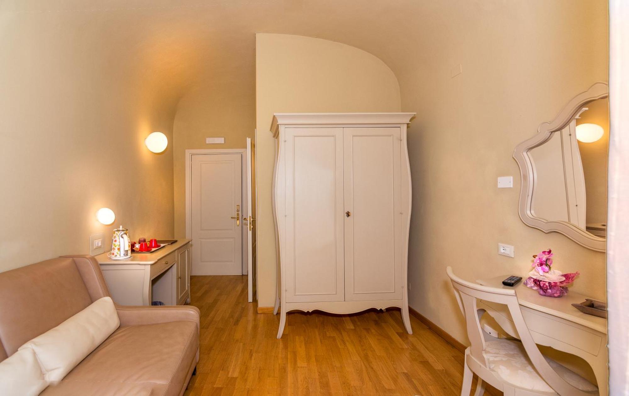Отель Residenza D'Epoca Relais I Miracoli Пиза Экстерьер фото