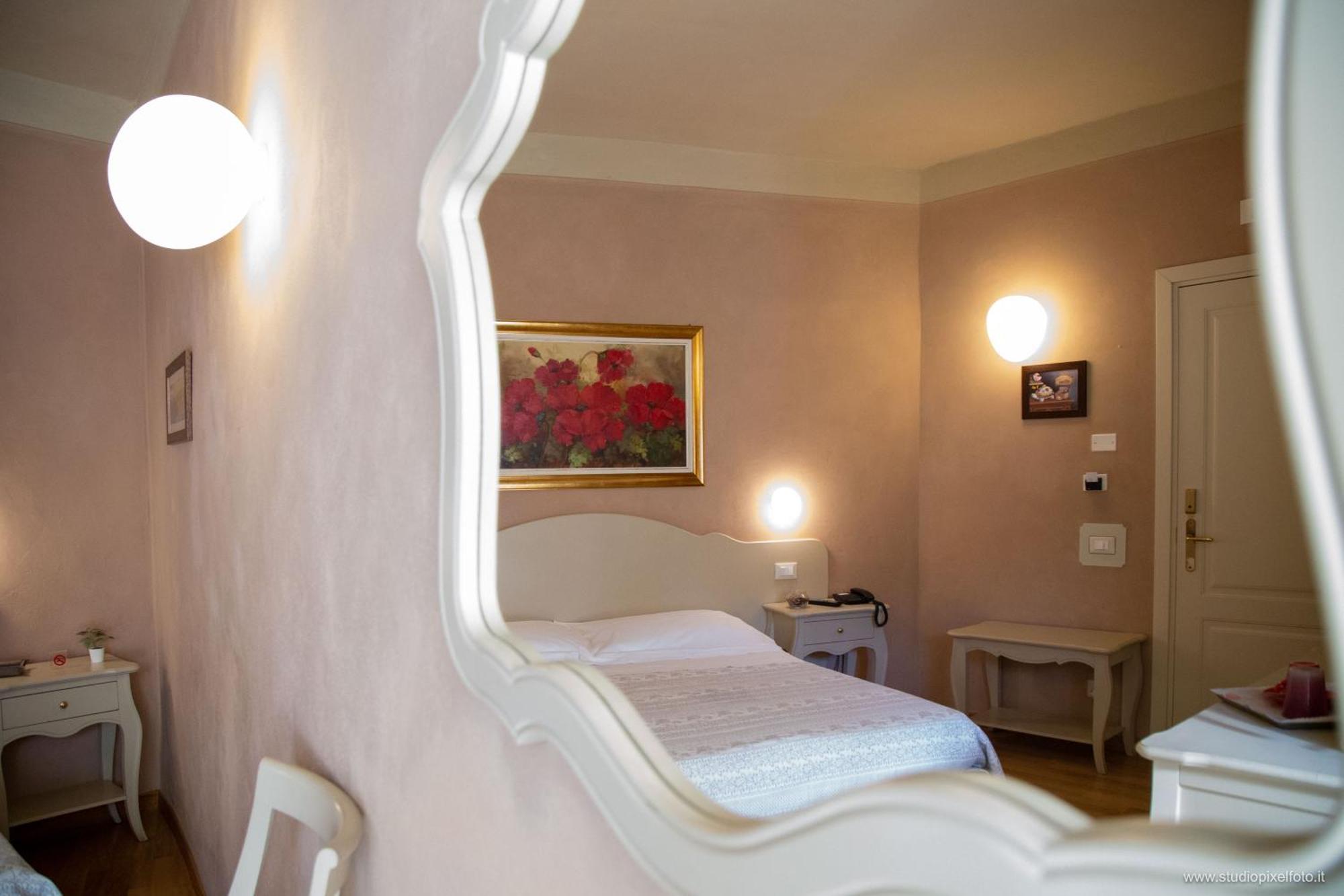 Отель Residenza D'Epoca Relais I Miracoli Пиза Экстерьер фото
