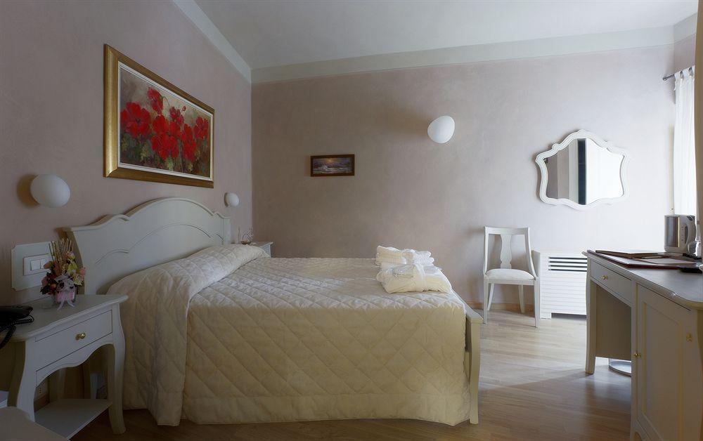 Отель Residenza D'Epoca Relais I Miracoli Пиза Экстерьер фото