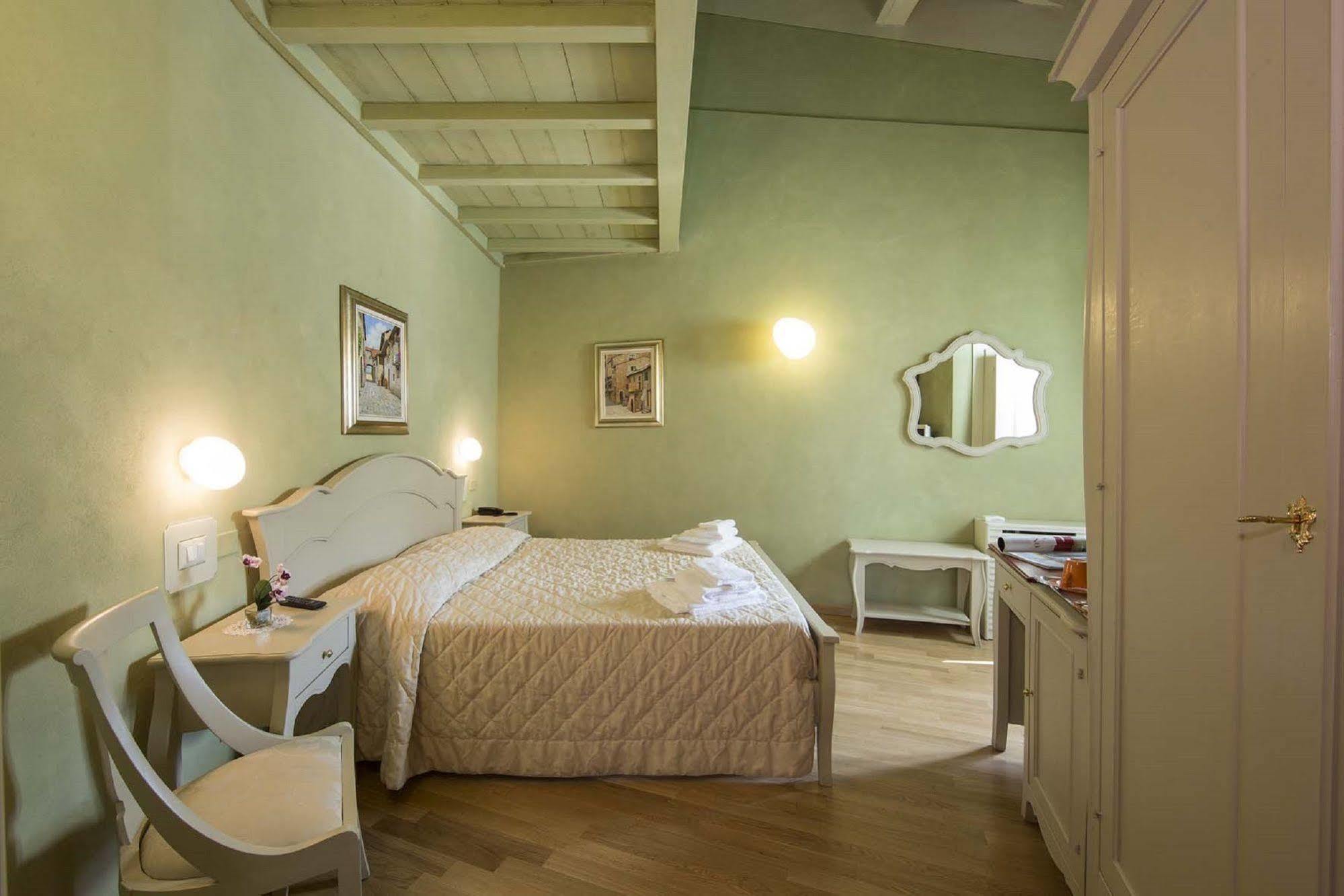 Отель Residenza D'Epoca Relais I Miracoli Пиза Экстерьер фото