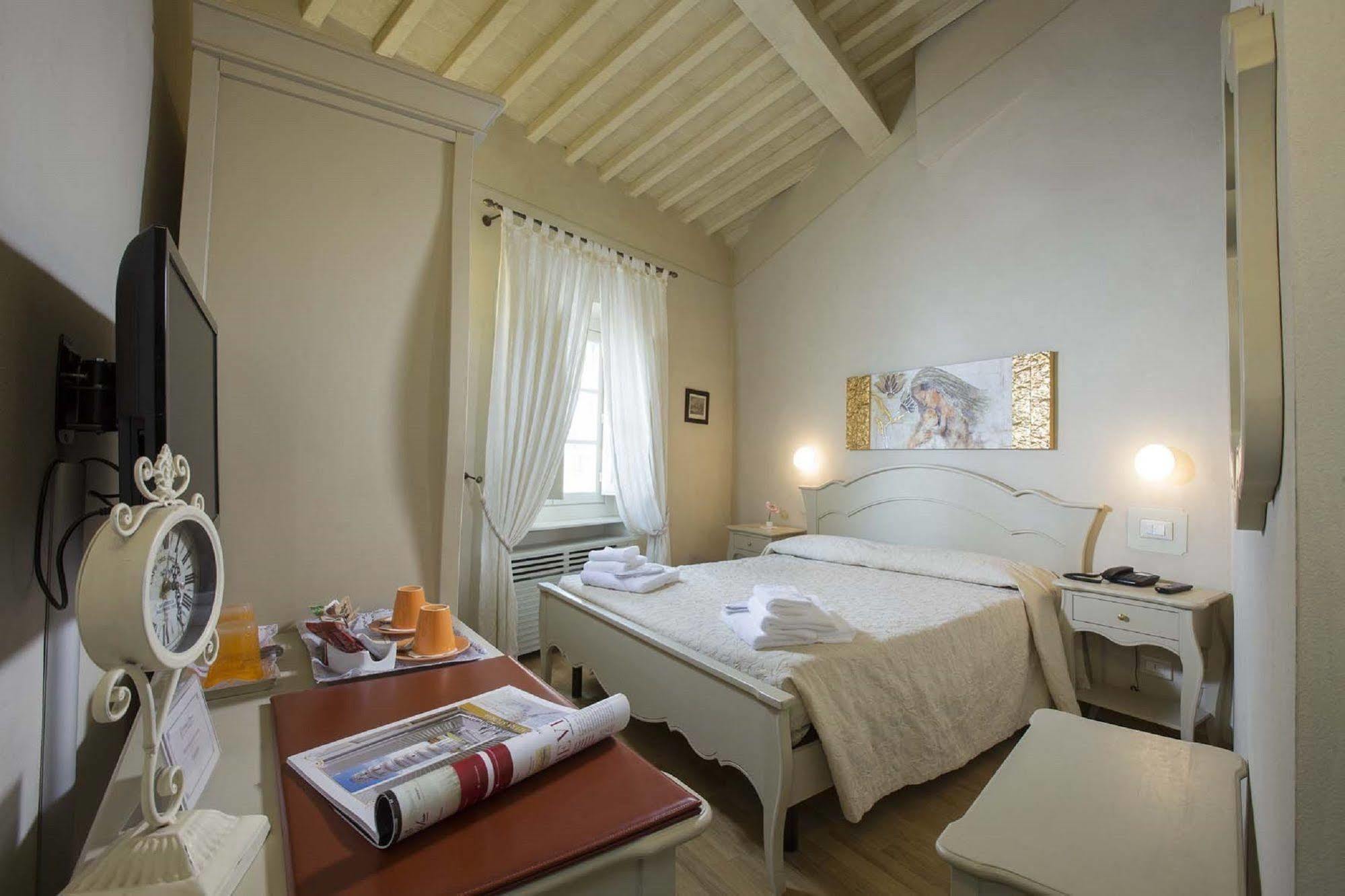 Отель Residenza D'Epoca Relais I Miracoli Пиза Экстерьер фото